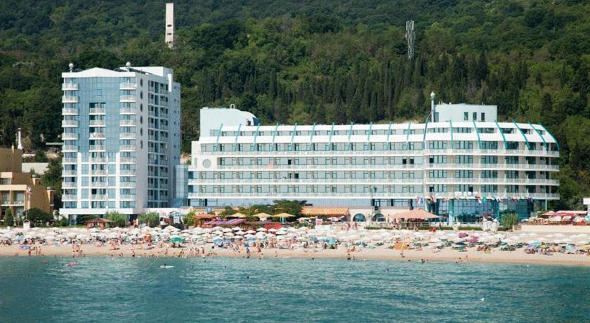 hotel-zlatni-pqsuci